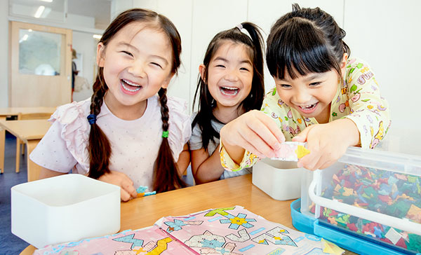 お昼寝・自由あそび